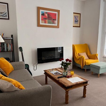 Lovely - 1 Bedroom Flat In Hastings Town Centre Dış mekan fotoğraf
