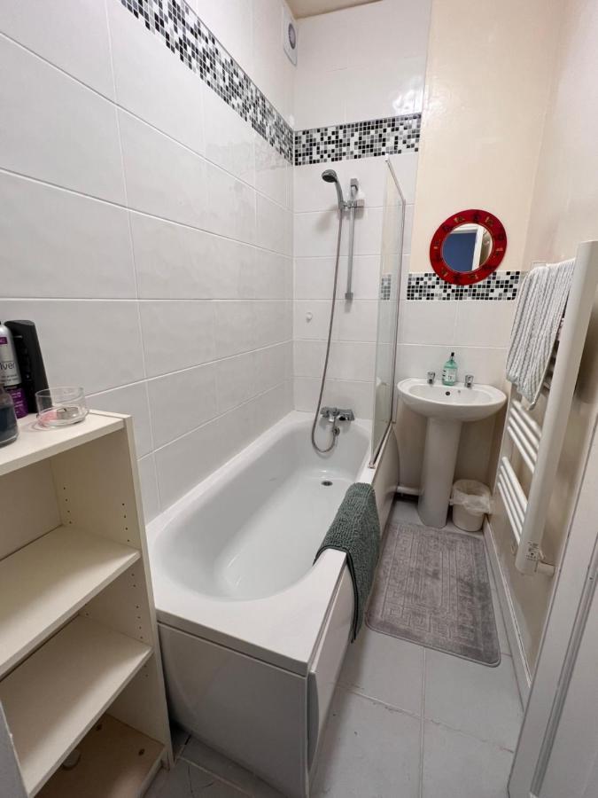 Lovely - 1 Bedroom Flat In Hastings Town Centre Dış mekan fotoğraf